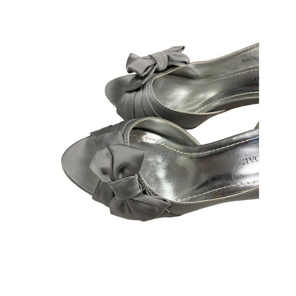 Davids Bridal Maribelle Bow Peep Toe Heel Womens Size 7M Silver Wedding Cocktail - Picture 6 of 9